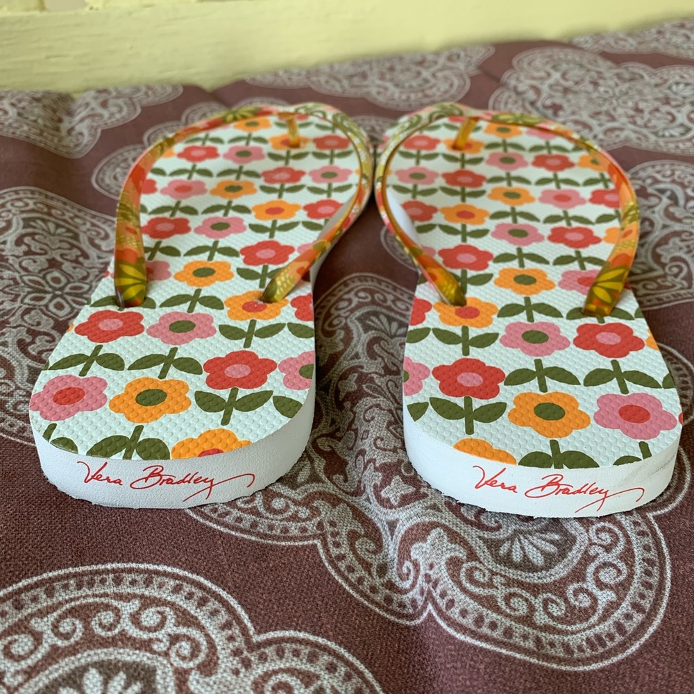 *FREE with $25 purchase* Vera Bradley Flip Flops - Picture 3 of 6
